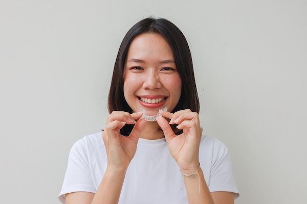 Clear Aligners in The Villages at Lake Park: Straighten Your Smile Discreetly